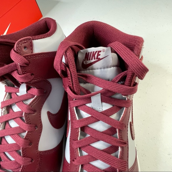 Nike Dunk High Retro Mens Size 9.5 Sneakers Dark Beetroot Color Shoes - Picture 8 of 12